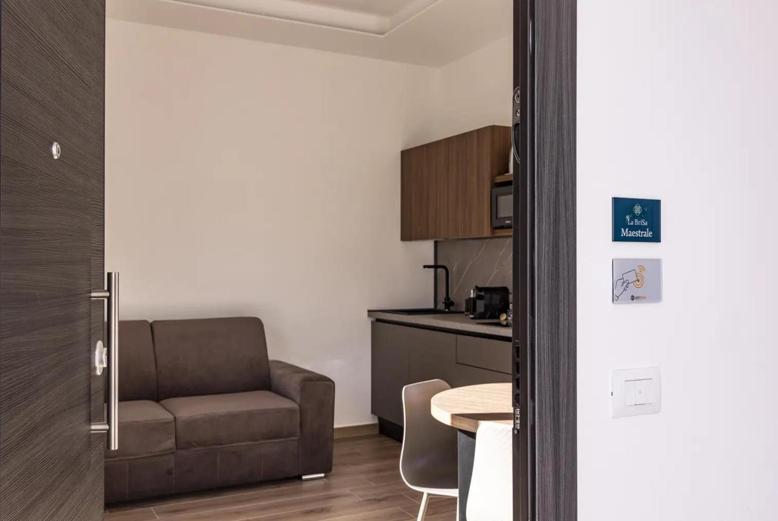 Aparthotel La Brisa Capo dʼOrlando Zewnętrze zdjęcie