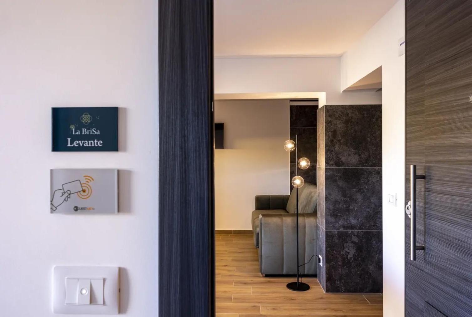 Aparthotel La Brisa Capo dʼOrlando Zewnętrze zdjęcie