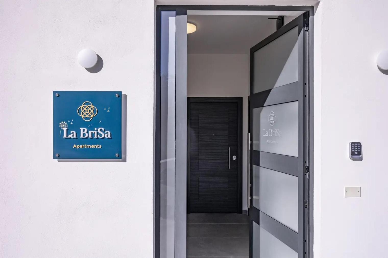 Aparthotel La Brisa Capo dʼOrlando Zewnętrze zdjęcie