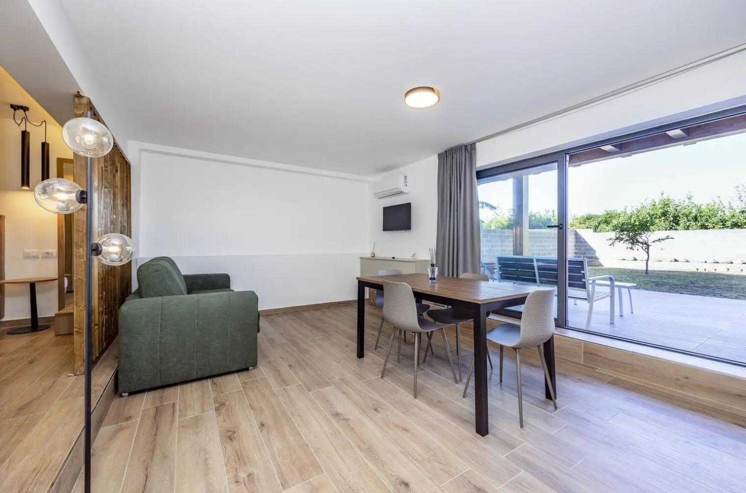Aparthotel La Brisa Capo dʼOrlando Zewnętrze zdjęcie